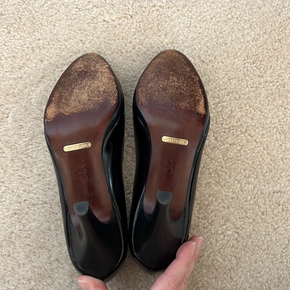 Cole Haan size 6.5 heels - Picture 3 of 4